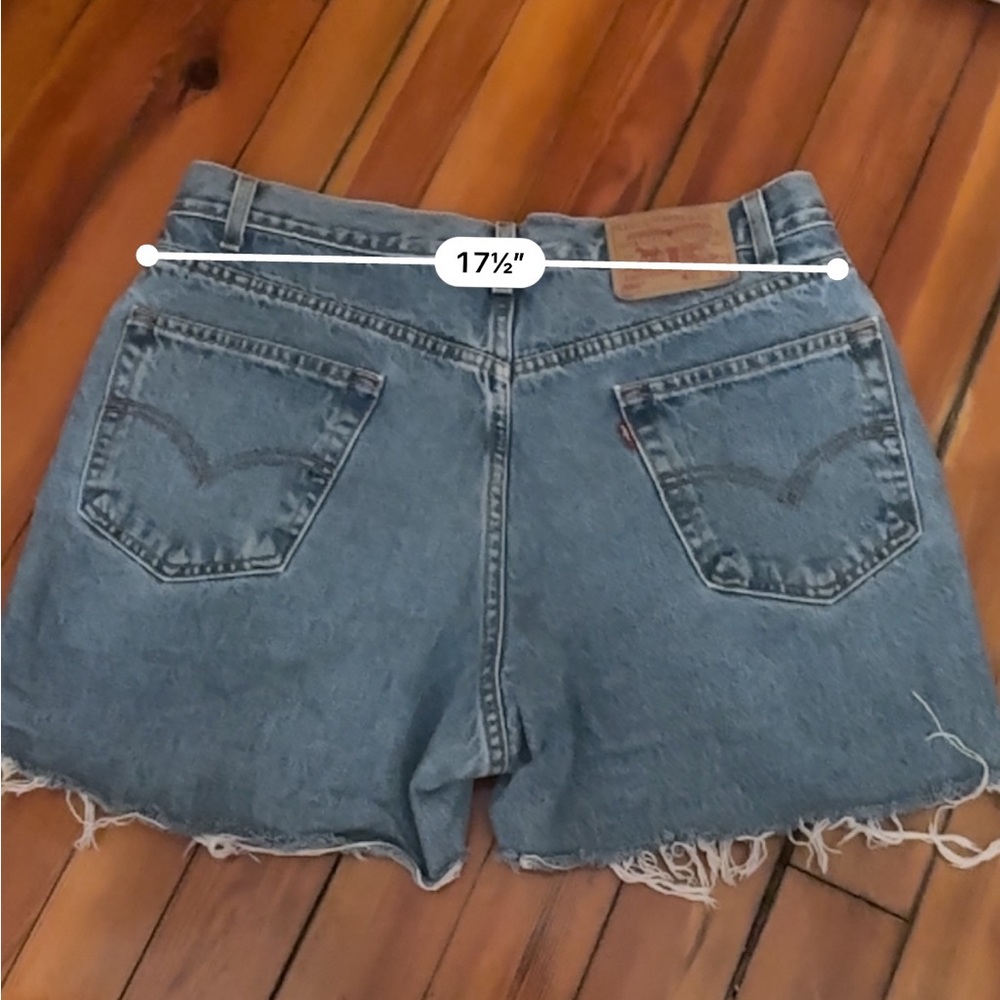 🍊 Levi’s 550 Cutoff Denim Shorts W36 Frayed Hem Vintage Wash (fits women L/XL) - Picture 4 of 10